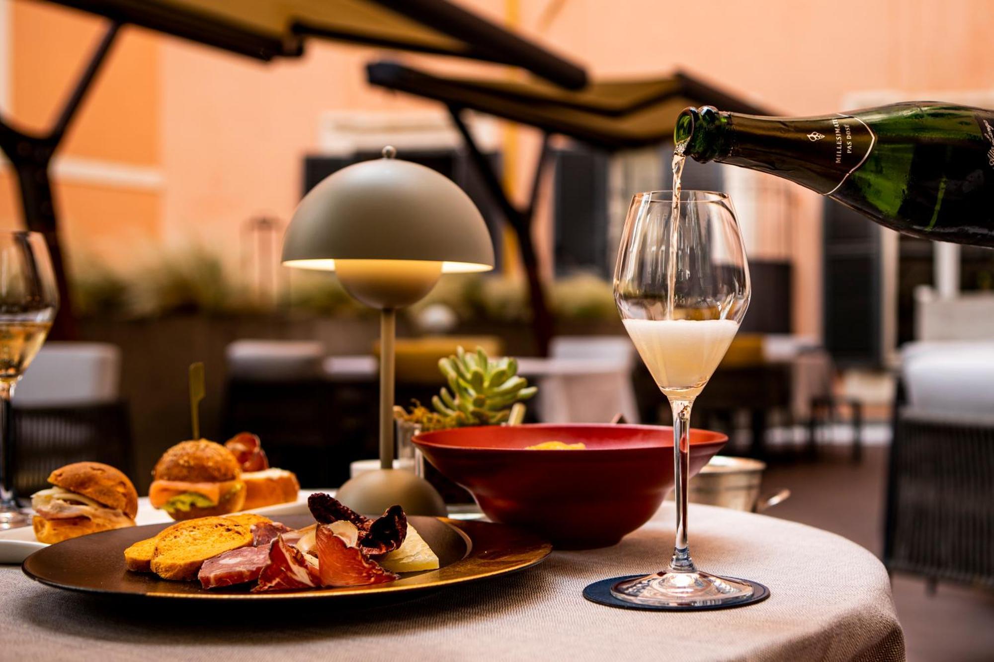 Elizabeth Unique Hotel | A Member Of Design Hotels™ Rome Bagian luar foto